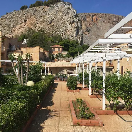 Ashur Holiday home Mondello